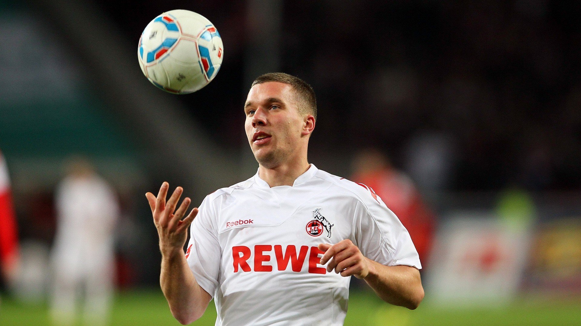 国足训练课对外开放引关注，国足训练课直播